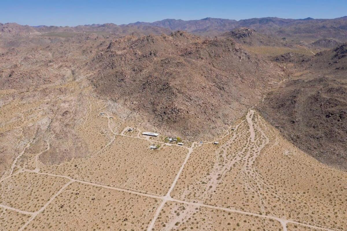 Andrea Zittel'S Joshua Tree Home A Z West House Exterior photo